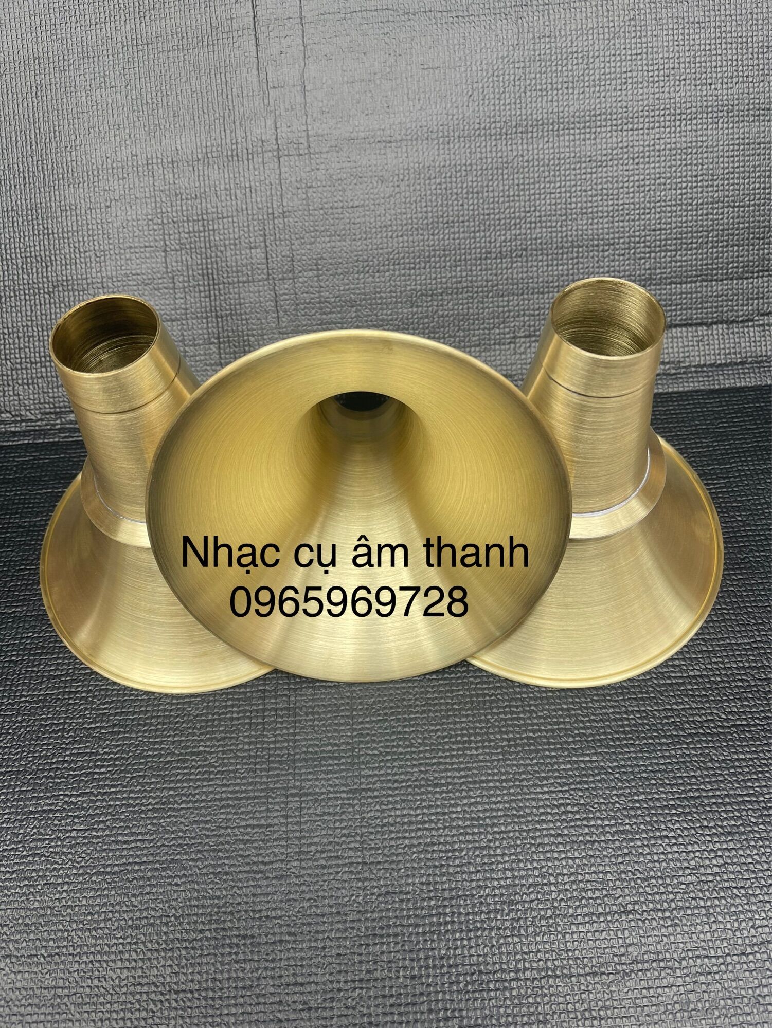 Kèn đám ma gỗ mun dọc dài 31cm