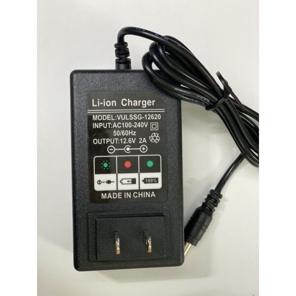 Nguồn 12.6v 2a sạc pin 3s tự ngắt khi đầy có đèn báo, nguồn 12v 3 màu loại tốt