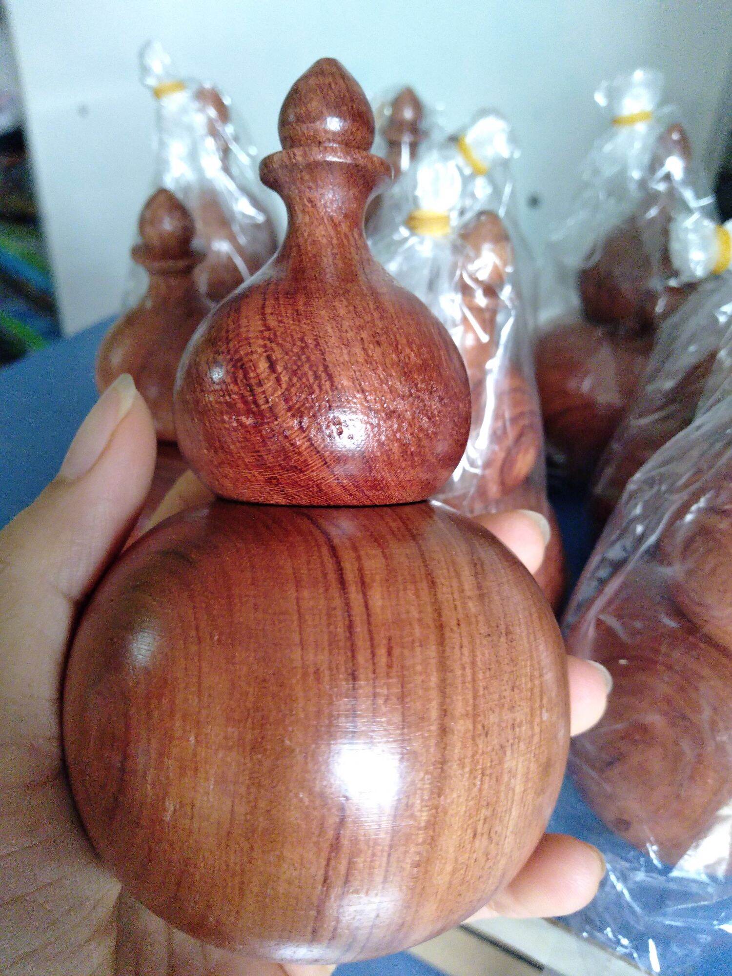 Hồ lô đựng tăm gỗ hương
