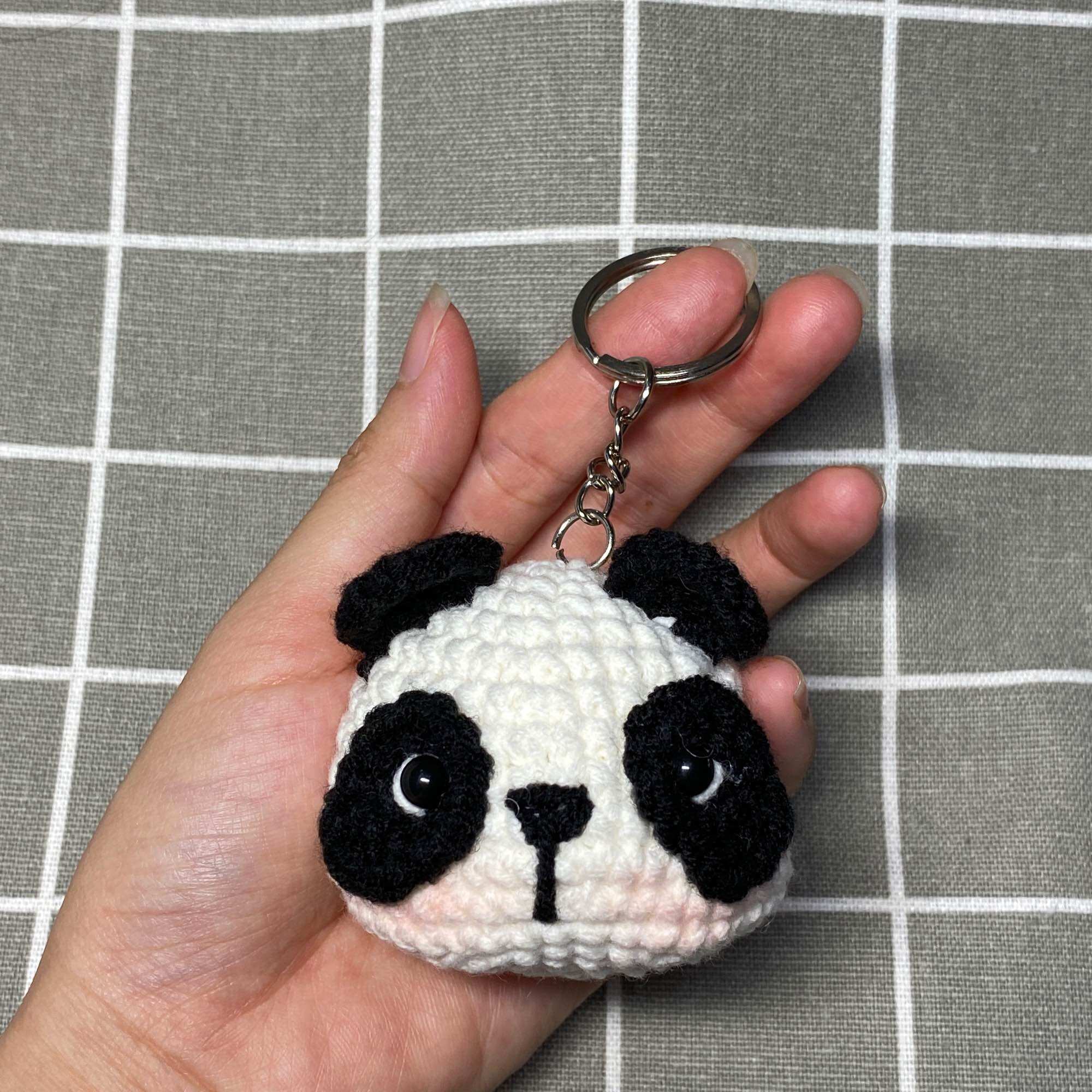 Móc khoá Panda handmade bằng len