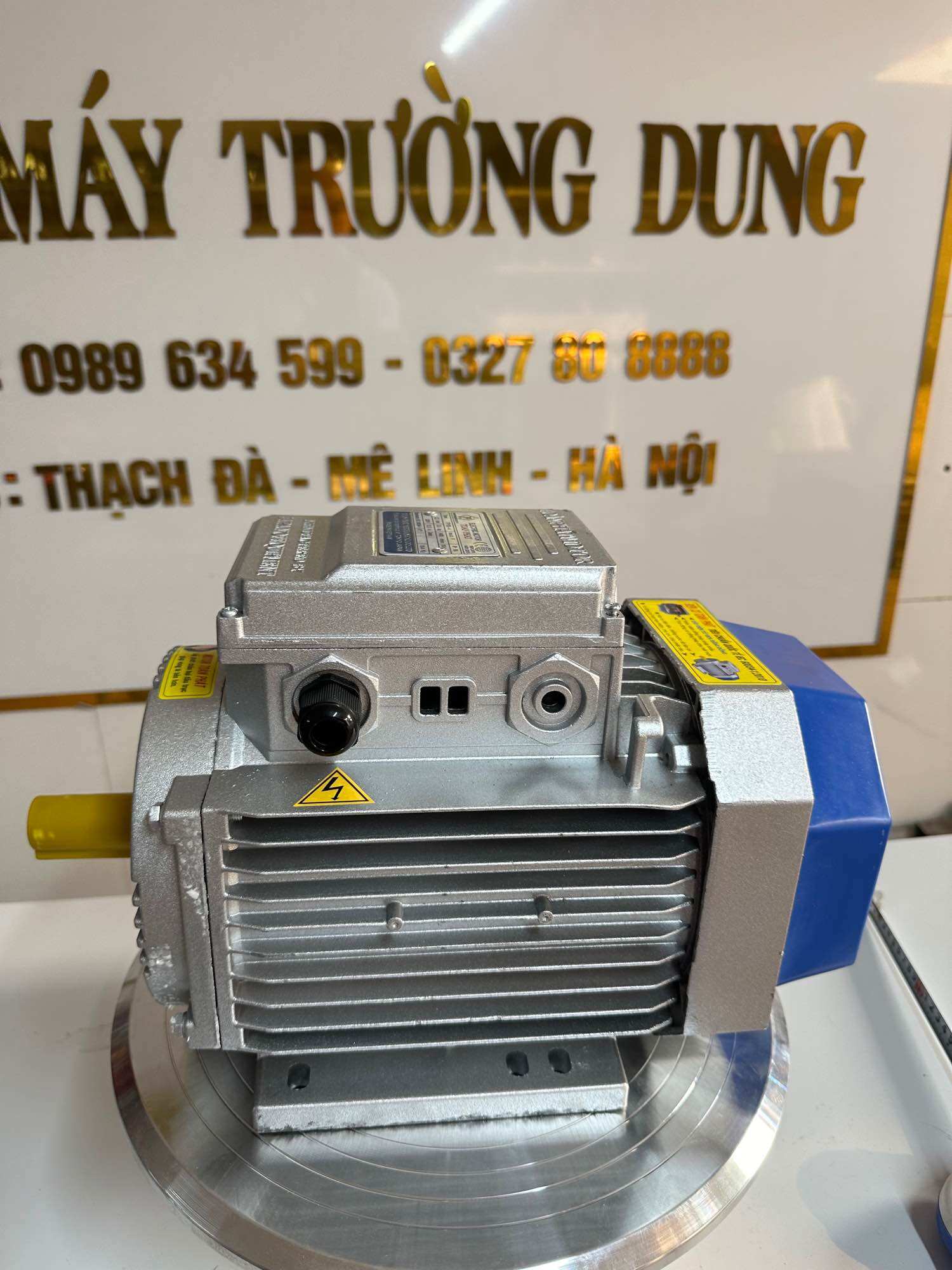 Động cơ điện motor toàn phát 3 hp - 2.2 kw x 1500 và 2900 vòng / phút