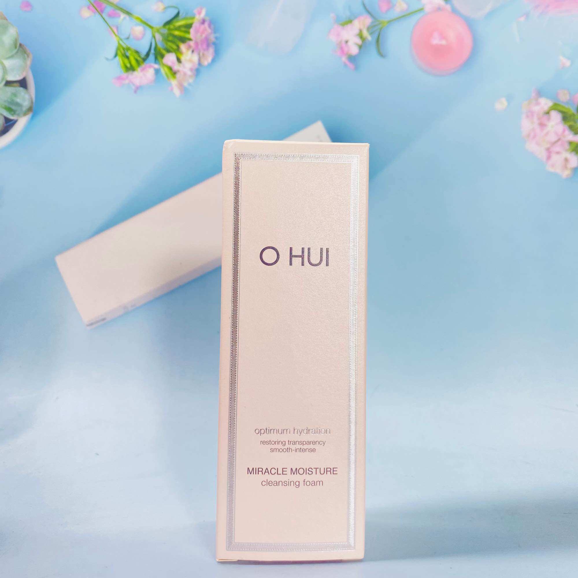 Sữa rửa mặt Ohui Miracle Moisture Cleansing Foam 80ml