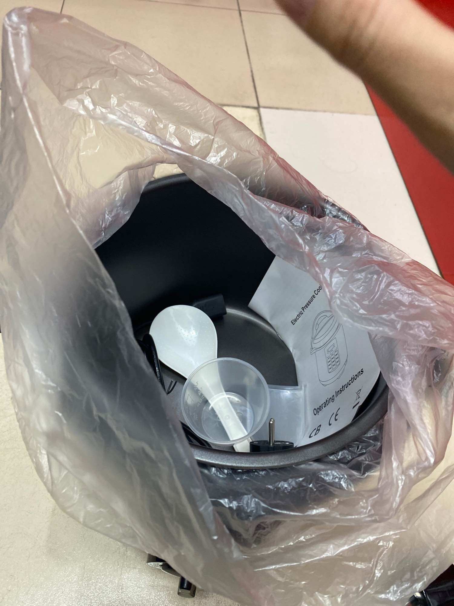 Nồi áp suất điện 6L