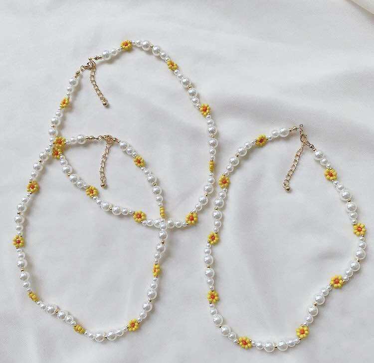 A little floral dây chuyền