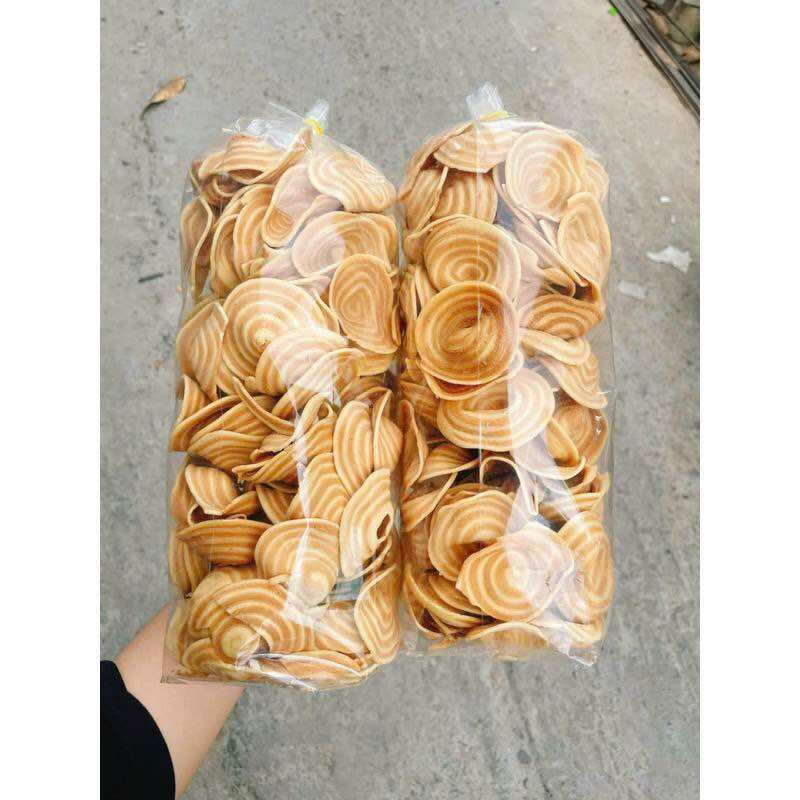 Bim bim que đỏ, bánh men bi tròn, sò nui