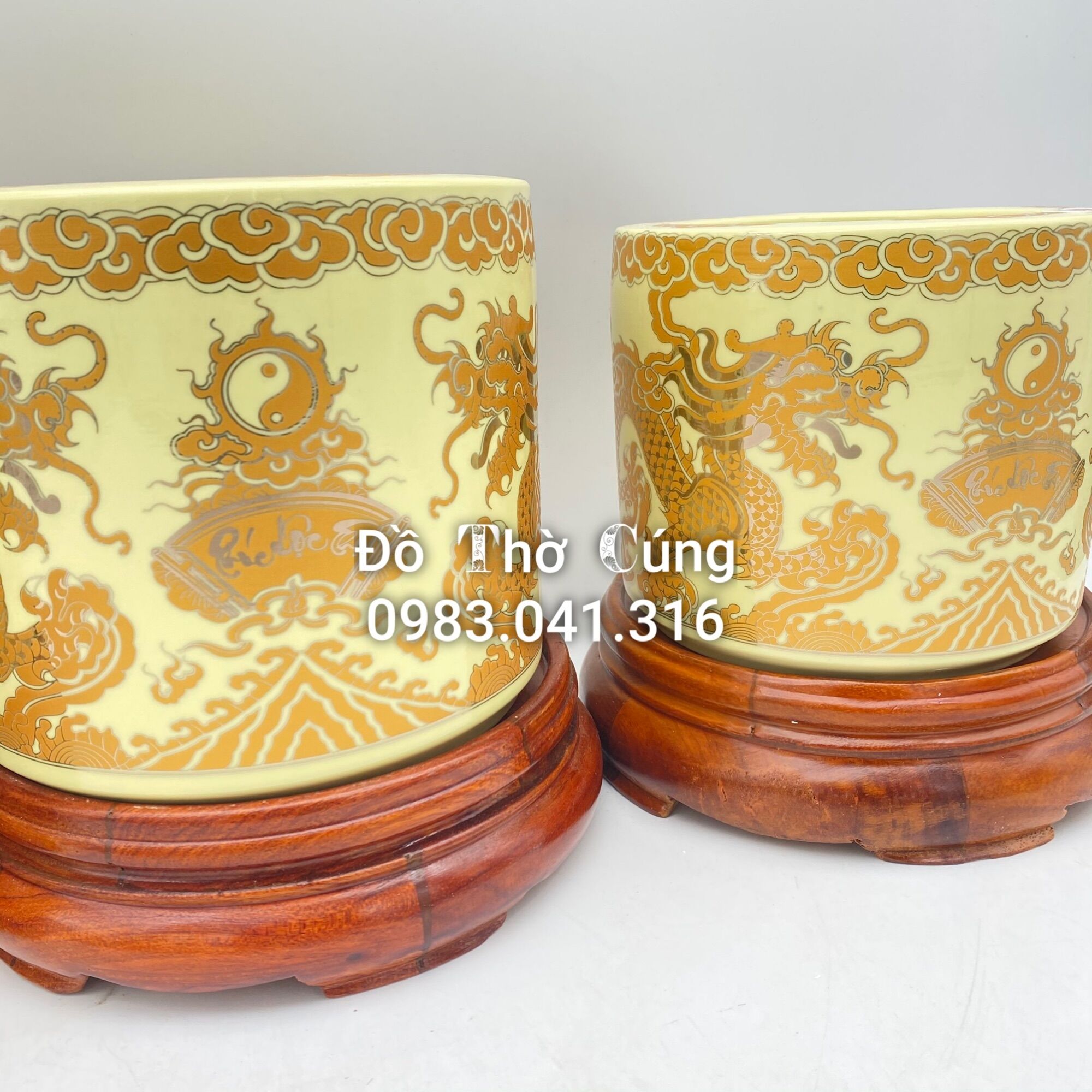Bát hương màu ngà