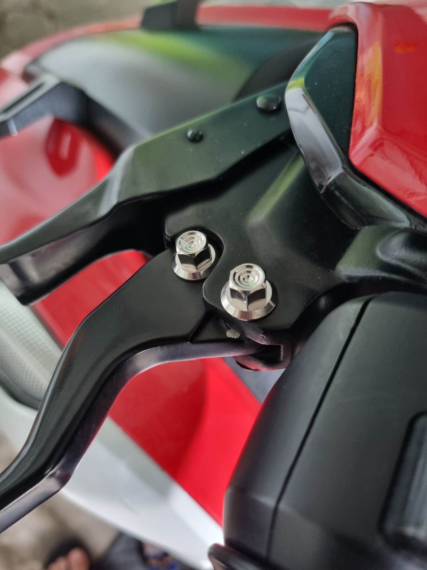 Ốc tay thắng vario