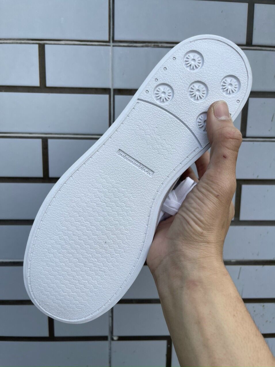 Giày hoa cúc Kwon nam nữ- Ann Shoes