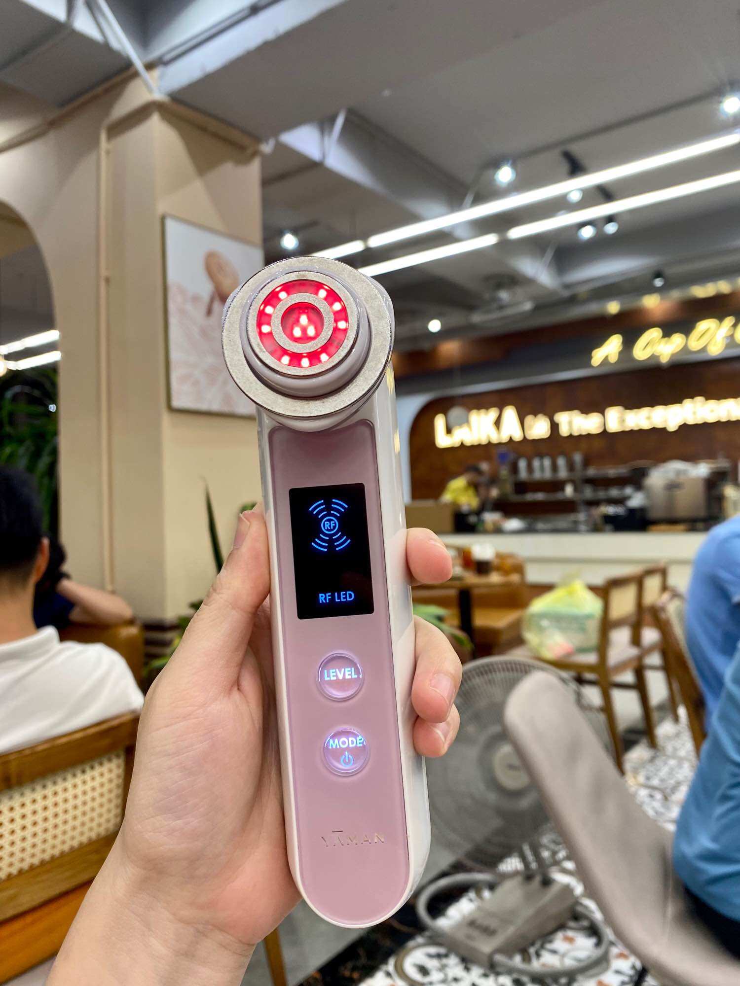 🔥 máy đẩy dưỡng và nâng cơ 🔥 yaman hrf 200 skr eye likenew