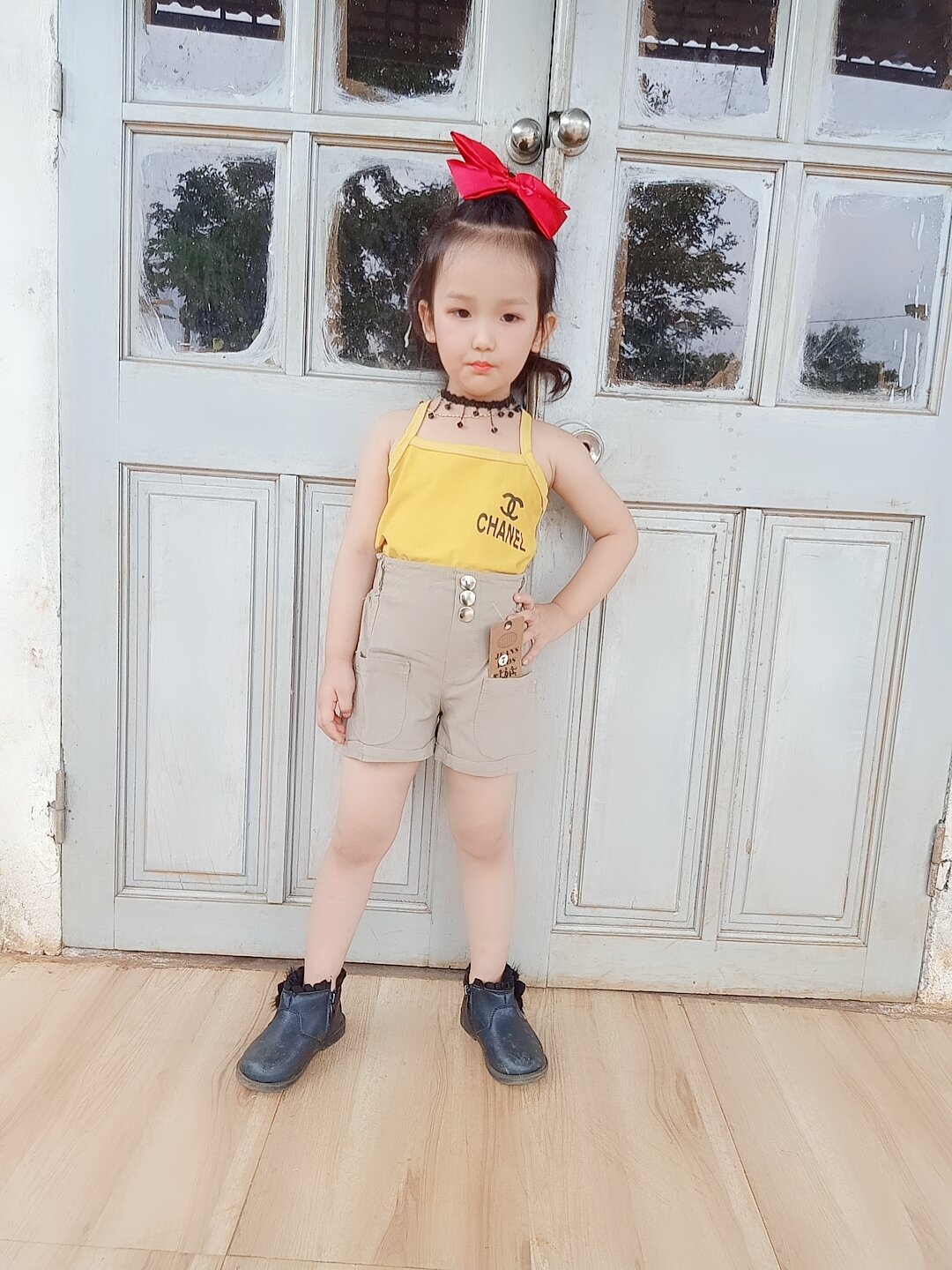 Quần kaki đùi cho bé gái (7-13kg)