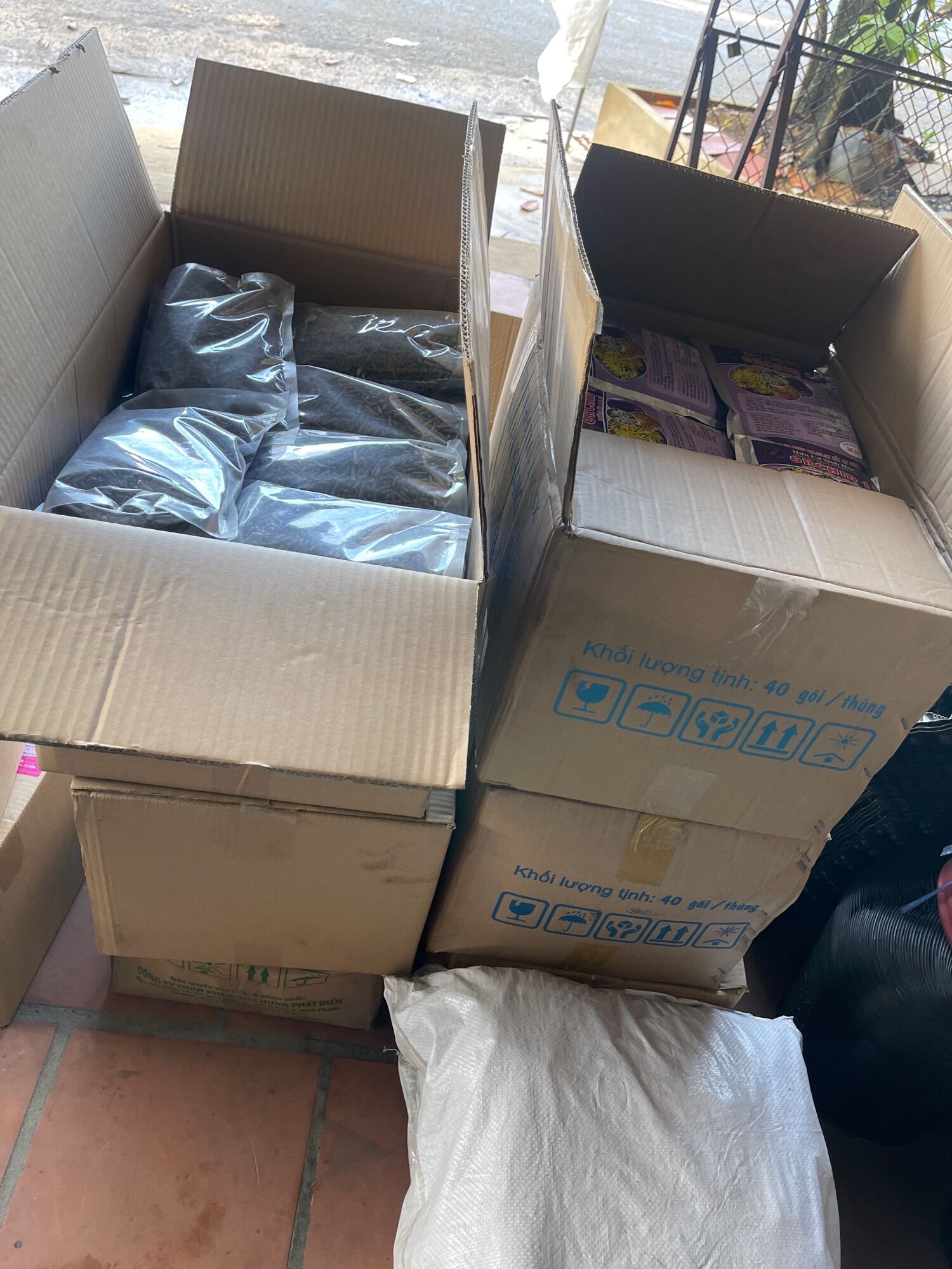 Phân Bón Siêu Hoa Giấy 700g
