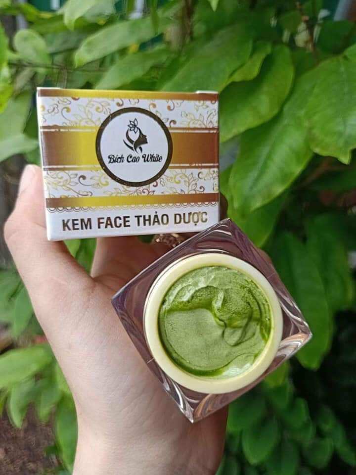 Kem face trà xanh bích cao white