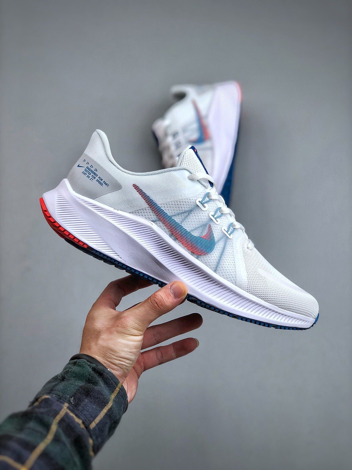 VOUCHER MAX Giày Nike Quest 04 Nam Nữ