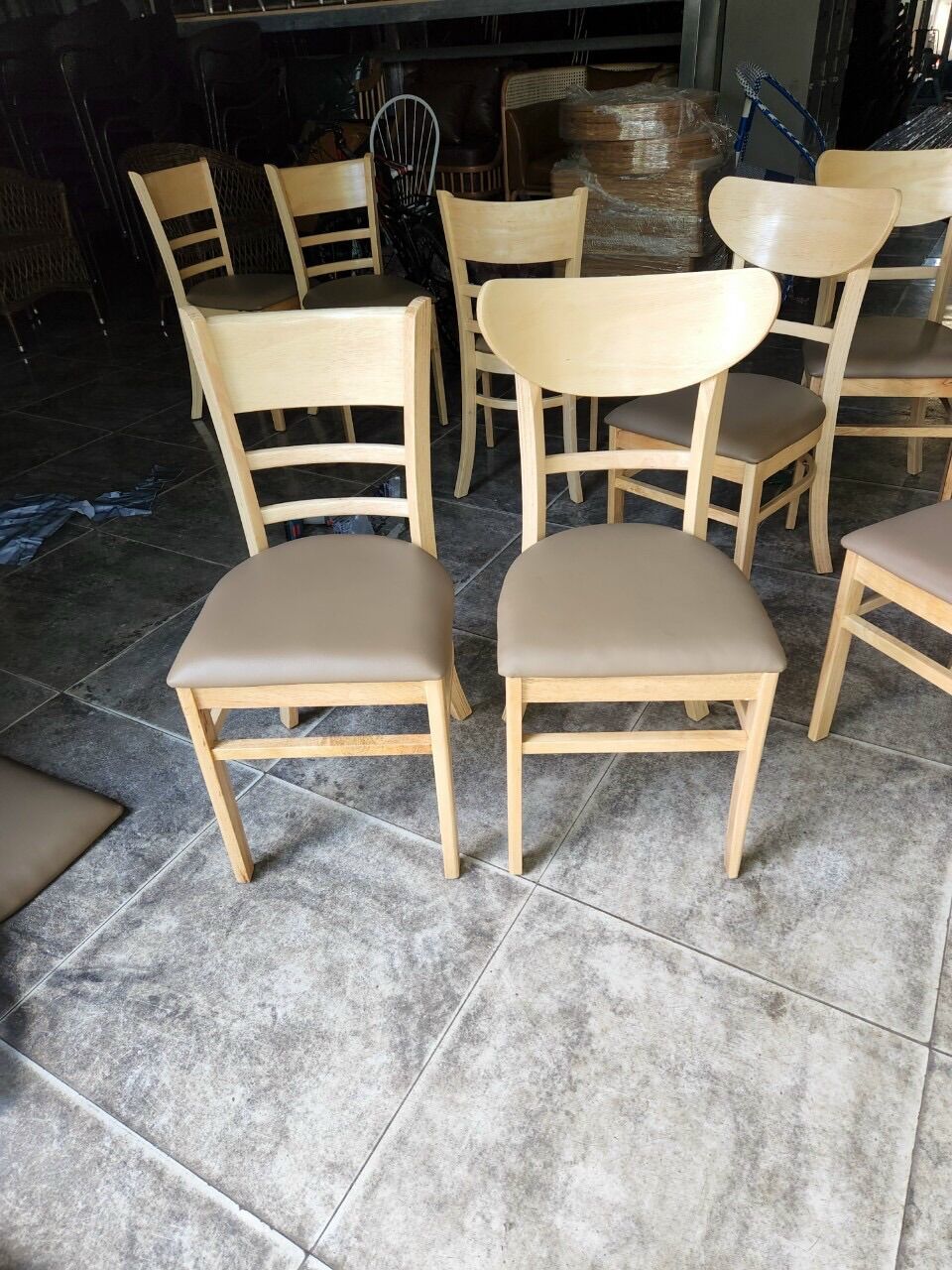 Ghế mây nhựa giá rẻ