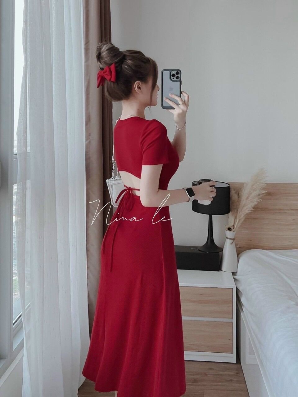 Đầm hở lưng sexy