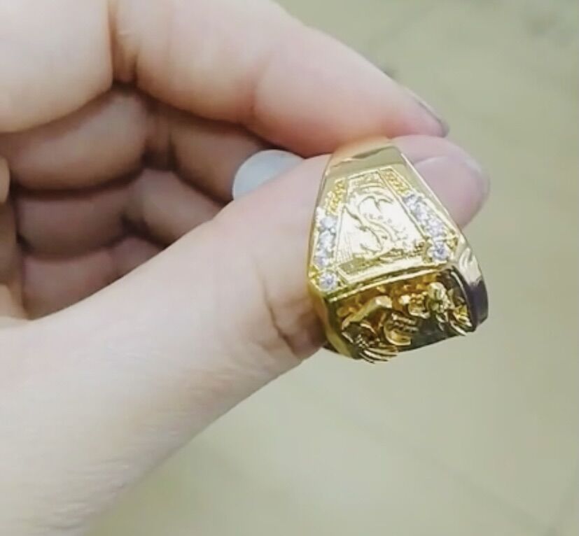 Nhẫn vàng khảm rồng cao cấp dành cho nam