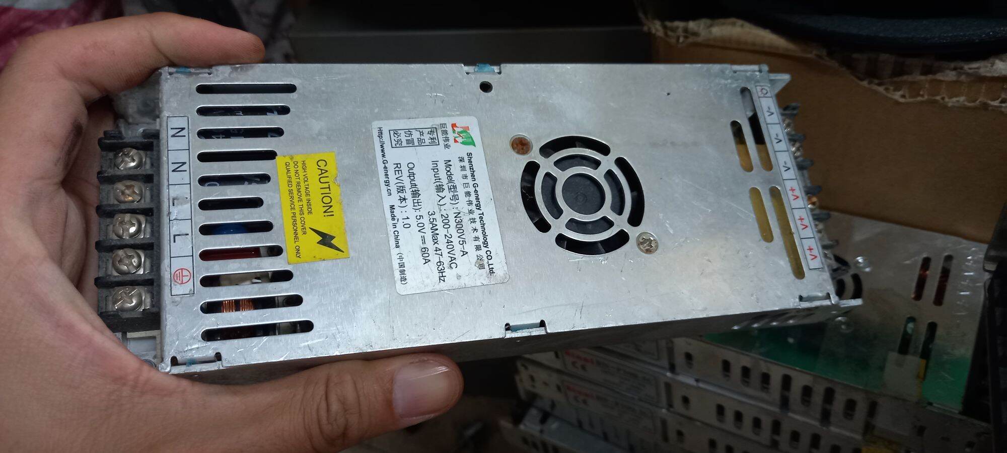 Nguồn tổ ong 5v 40a 60a còn sài tốt. 589nhattao