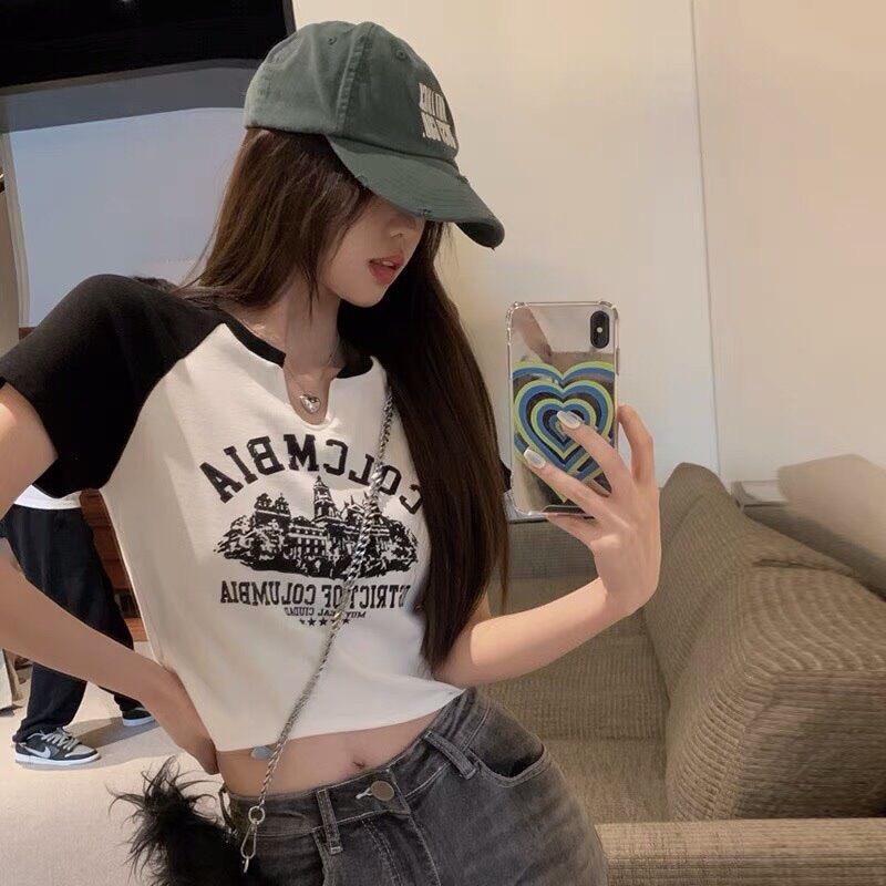 Áo croptop phối cổ bẻ colom tay ngắn BG