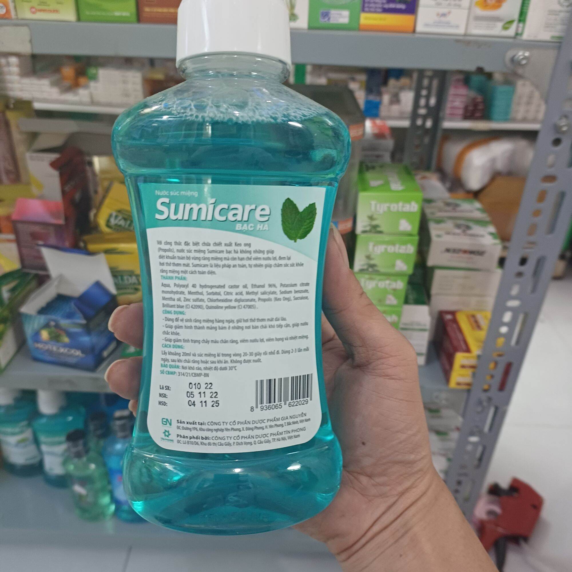Nước súc miệng Sumicare bạc hà 500ml