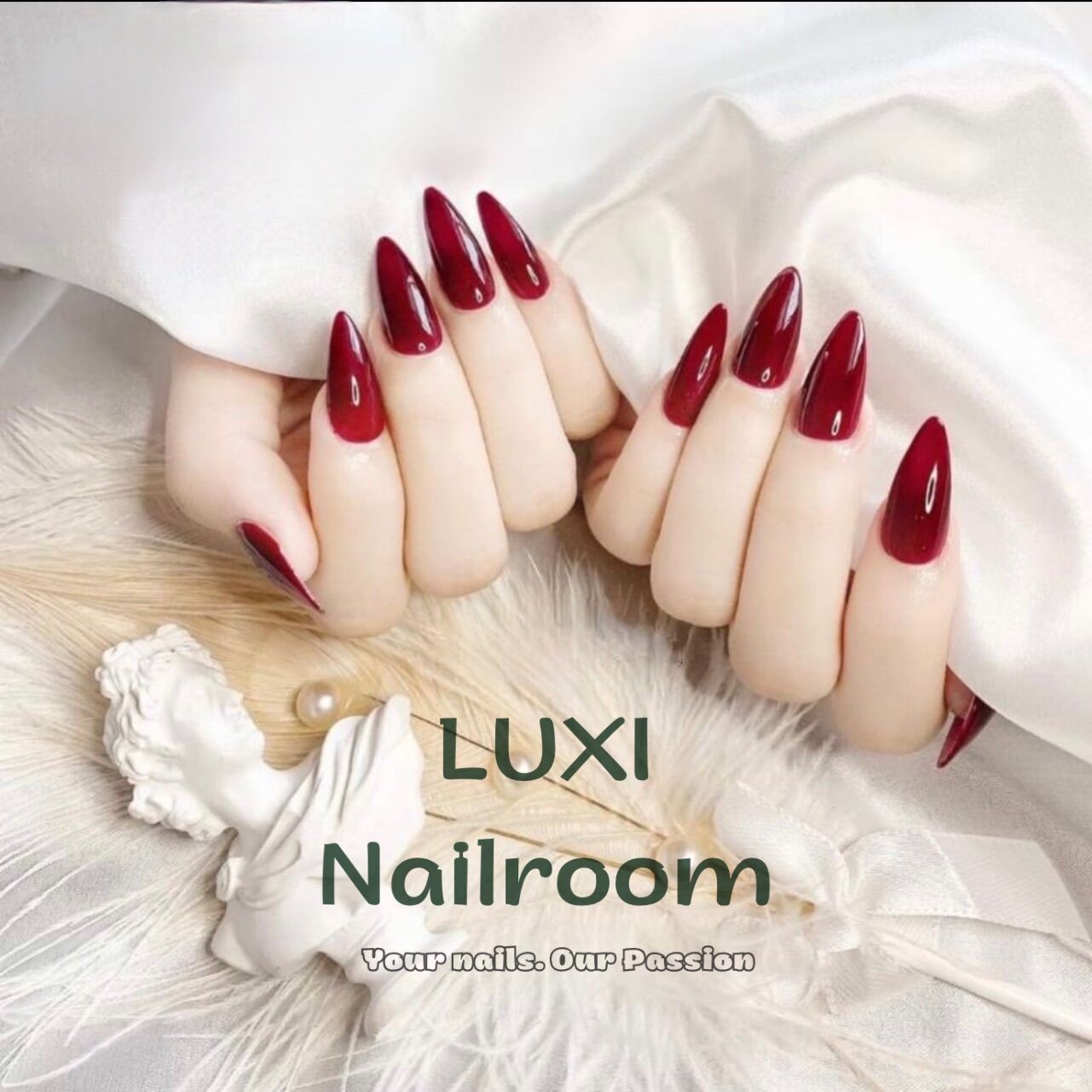 Nailbox - Flat Nails Designed in 5 Ombre Colors with Hidden Glitter Cat Eyes