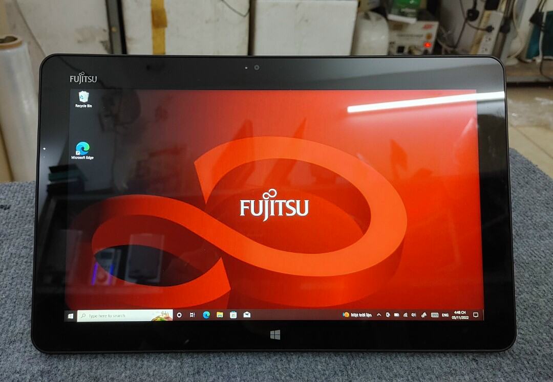 Bán máy tính bảng Fujitsu r726