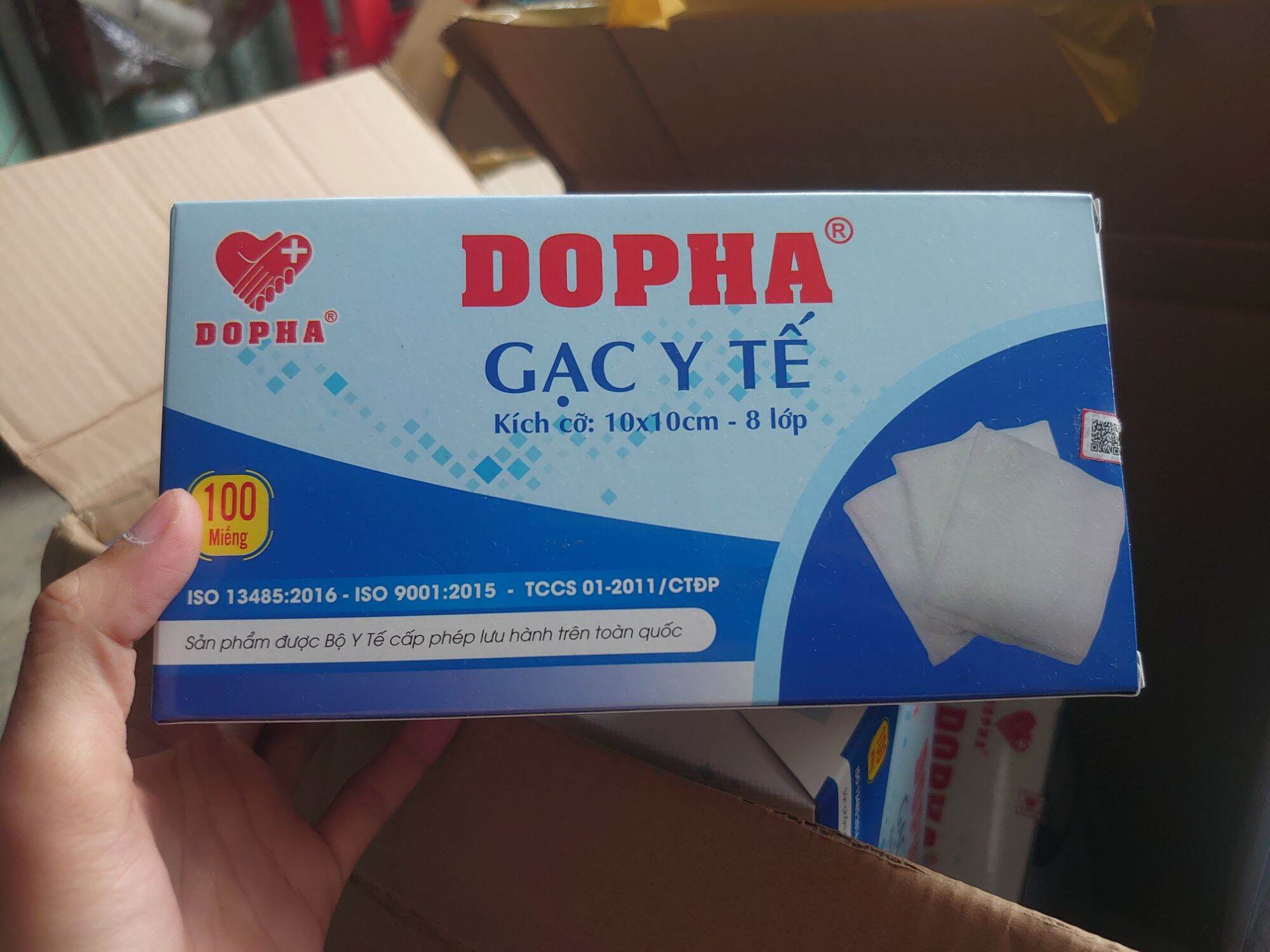 Hộp 100 miếng gạc y tế 8*9cm, 10*10cm