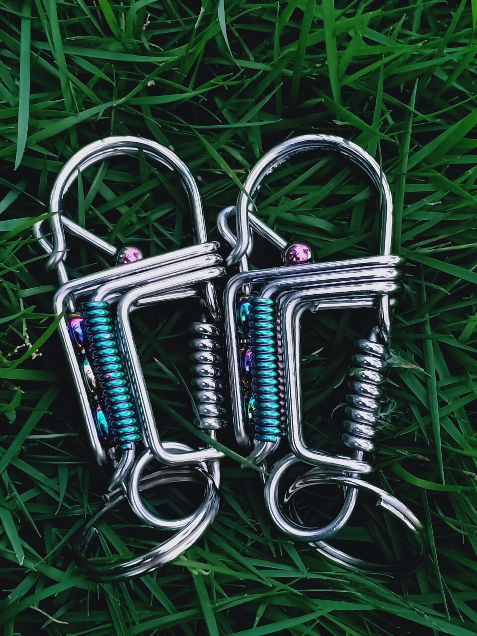 Móc khóa inox phối titan bi đẹp bền