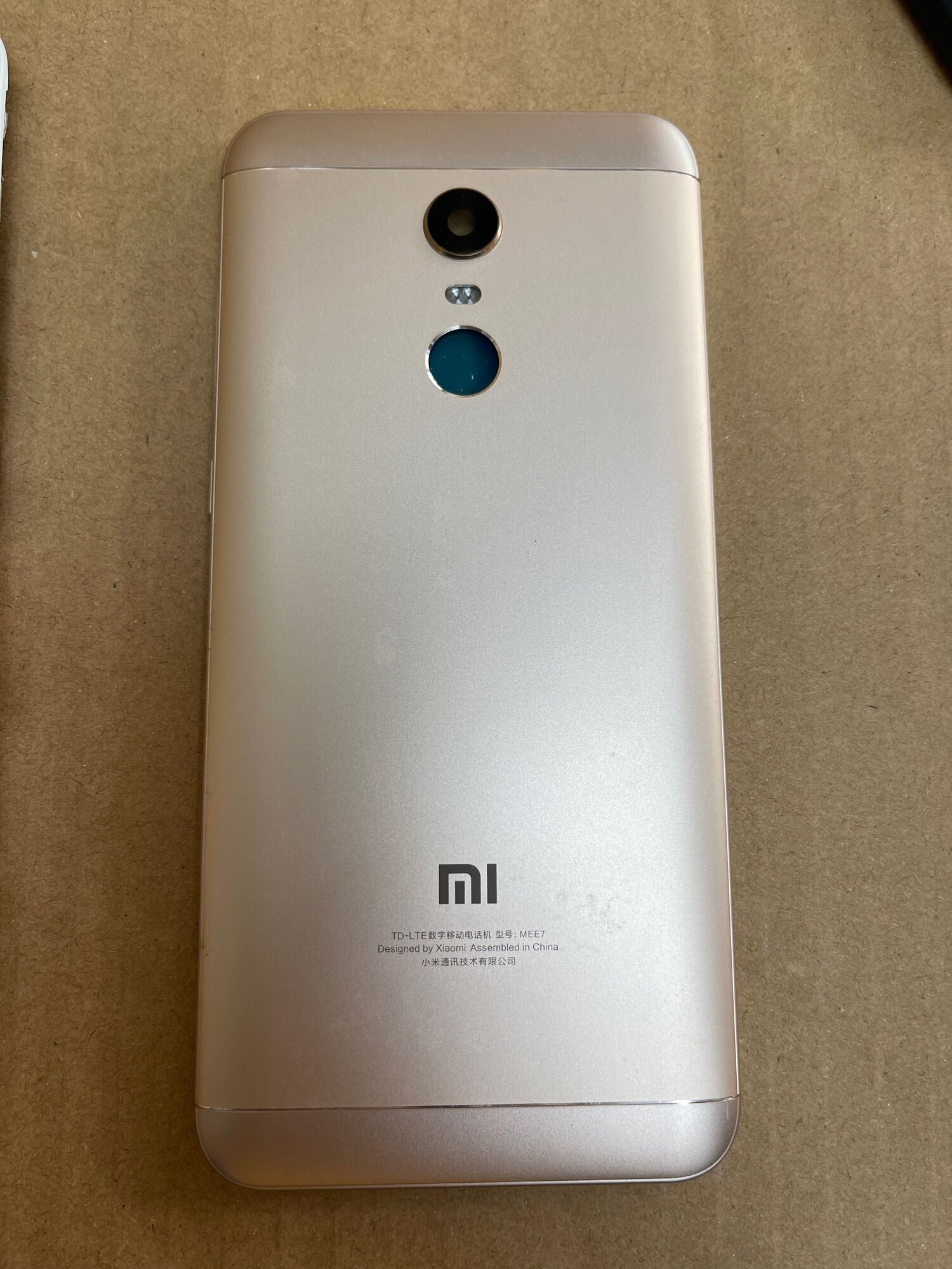 Vỏ xiaomi redmi 5plus