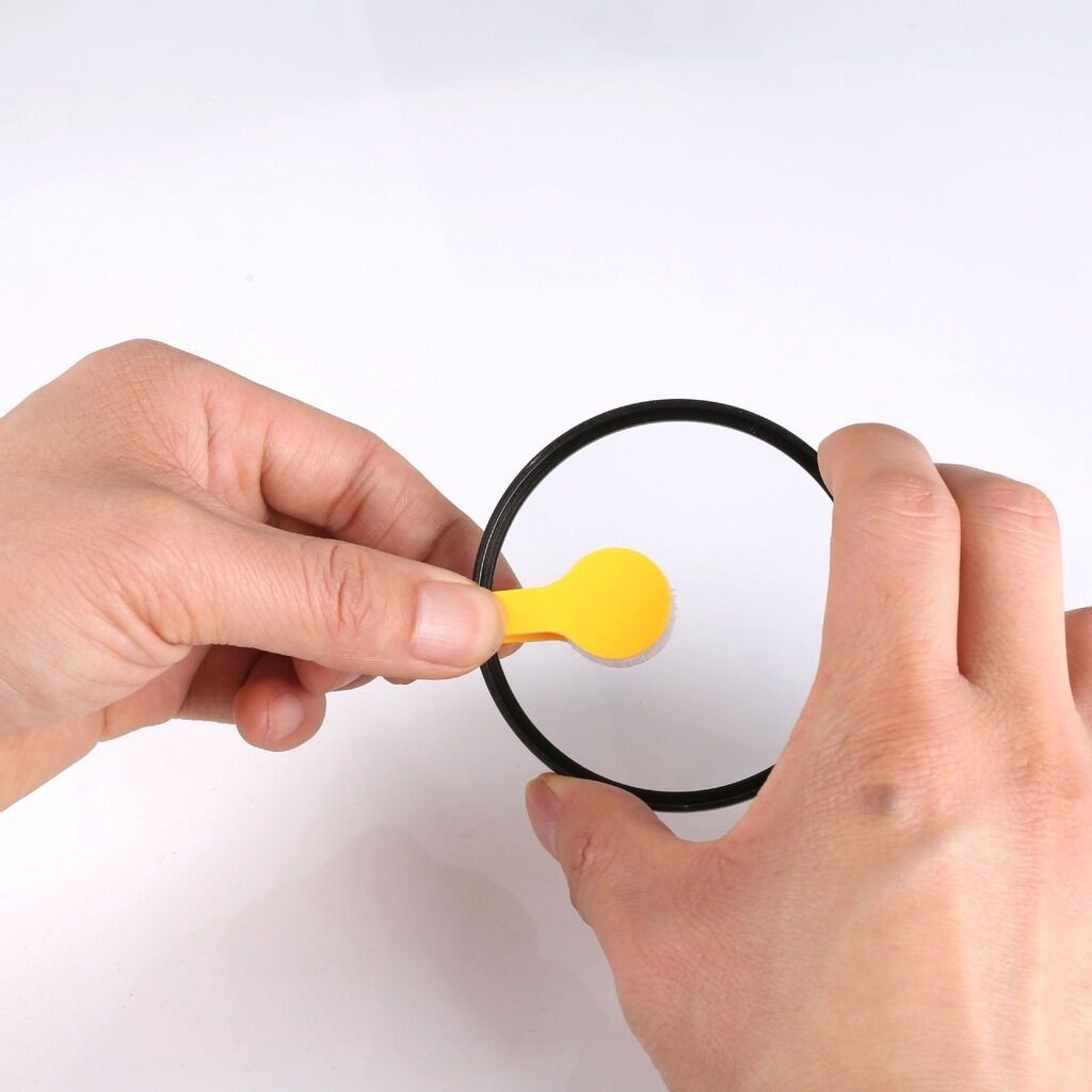 Dụng cụ lau mắt kính mini tiện lợi