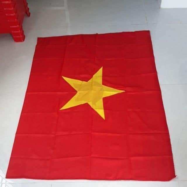Lá Cờ Tổ Quốc treo nhà