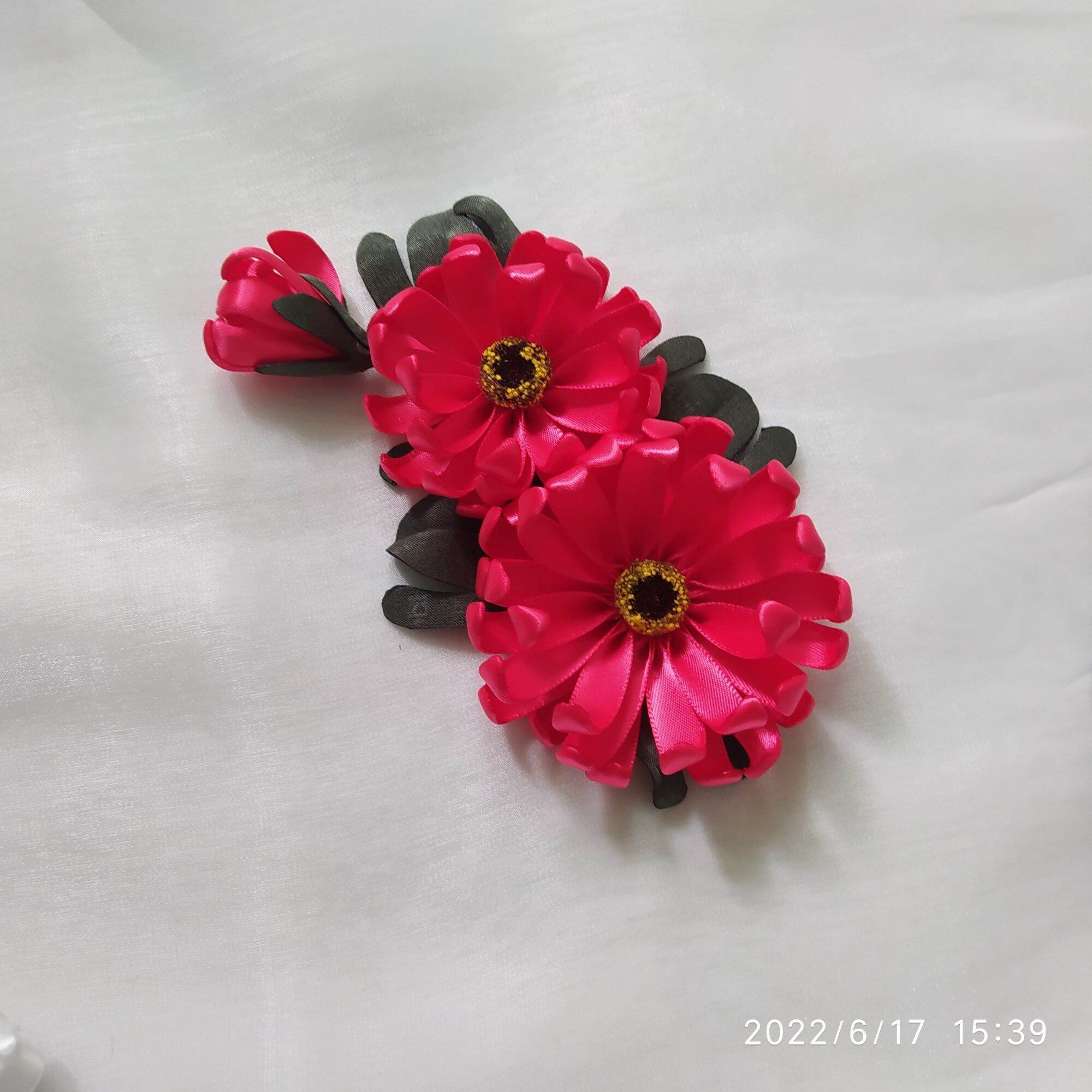 Chùm hoa cúc cài áo cài tóc handmade Canto