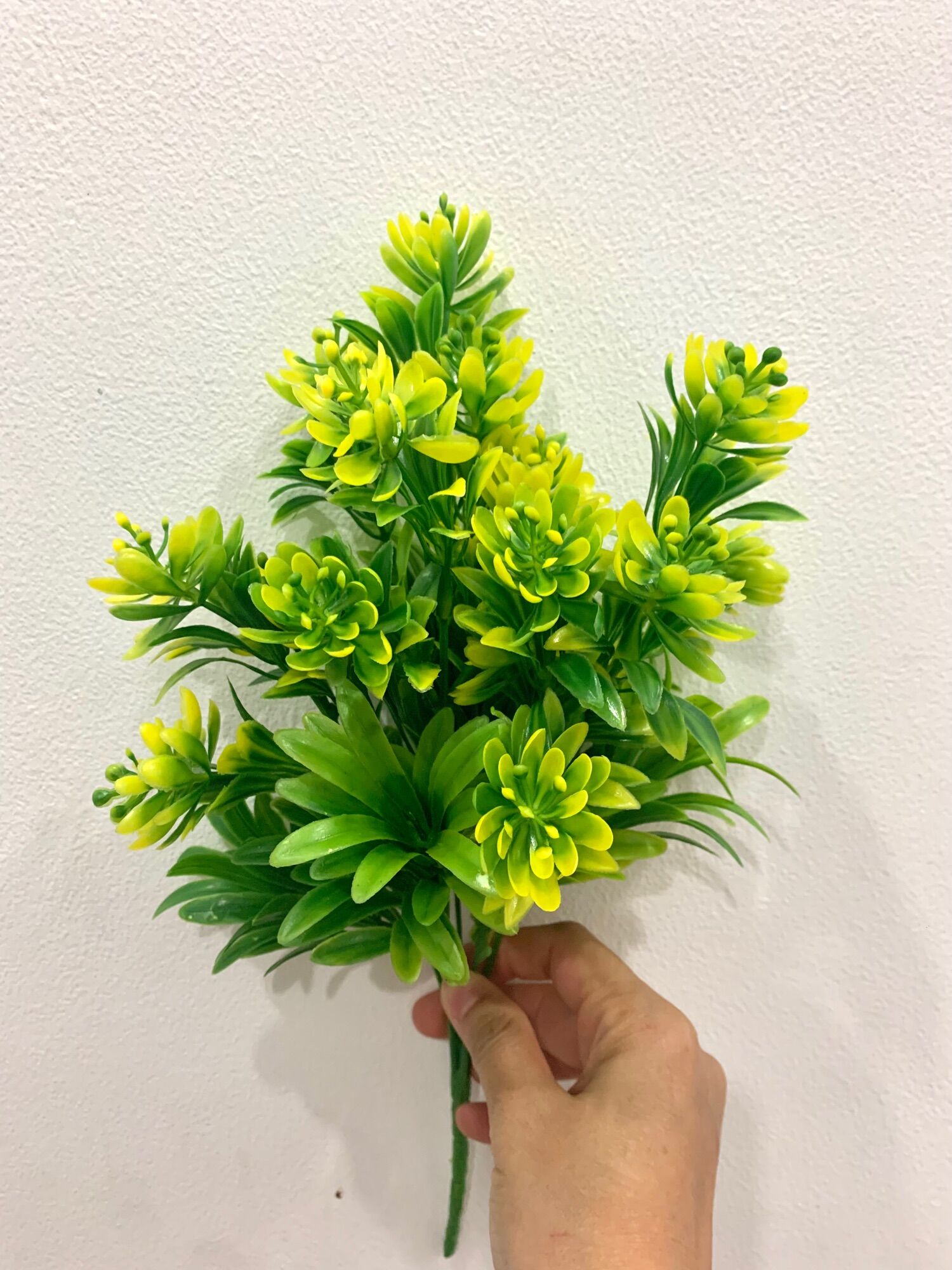 Cỏ nhựa trang trí