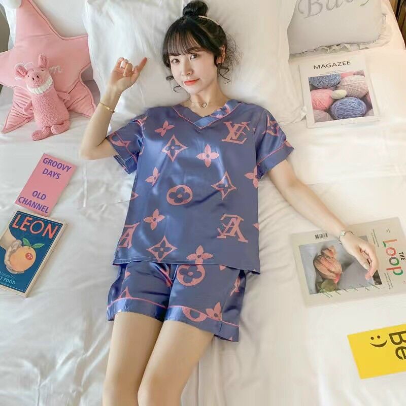 Bộ ngủ lụa mặc nhà tay ngắn quần đùi