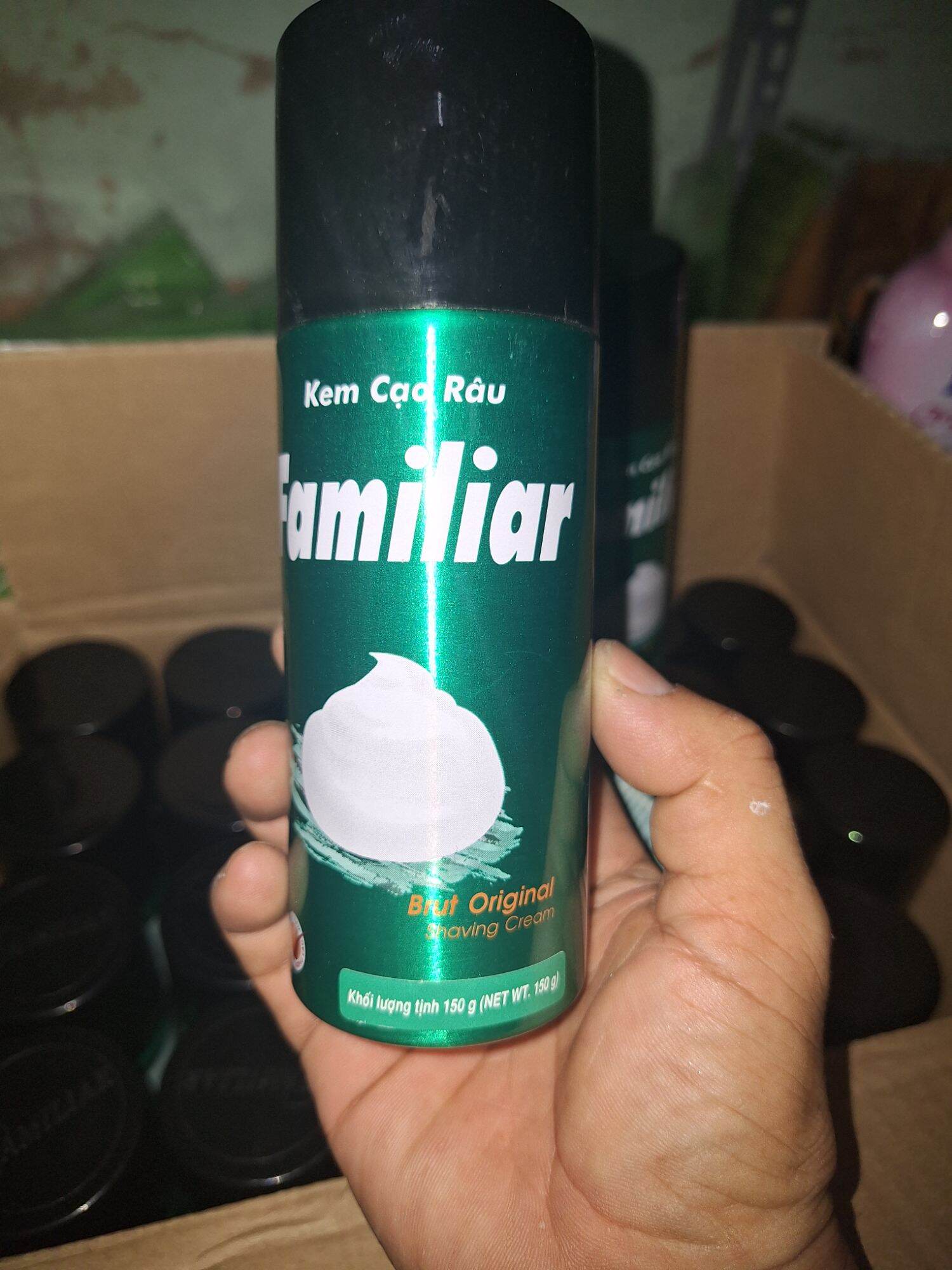 Kem cạo râu Familiar 150 gram