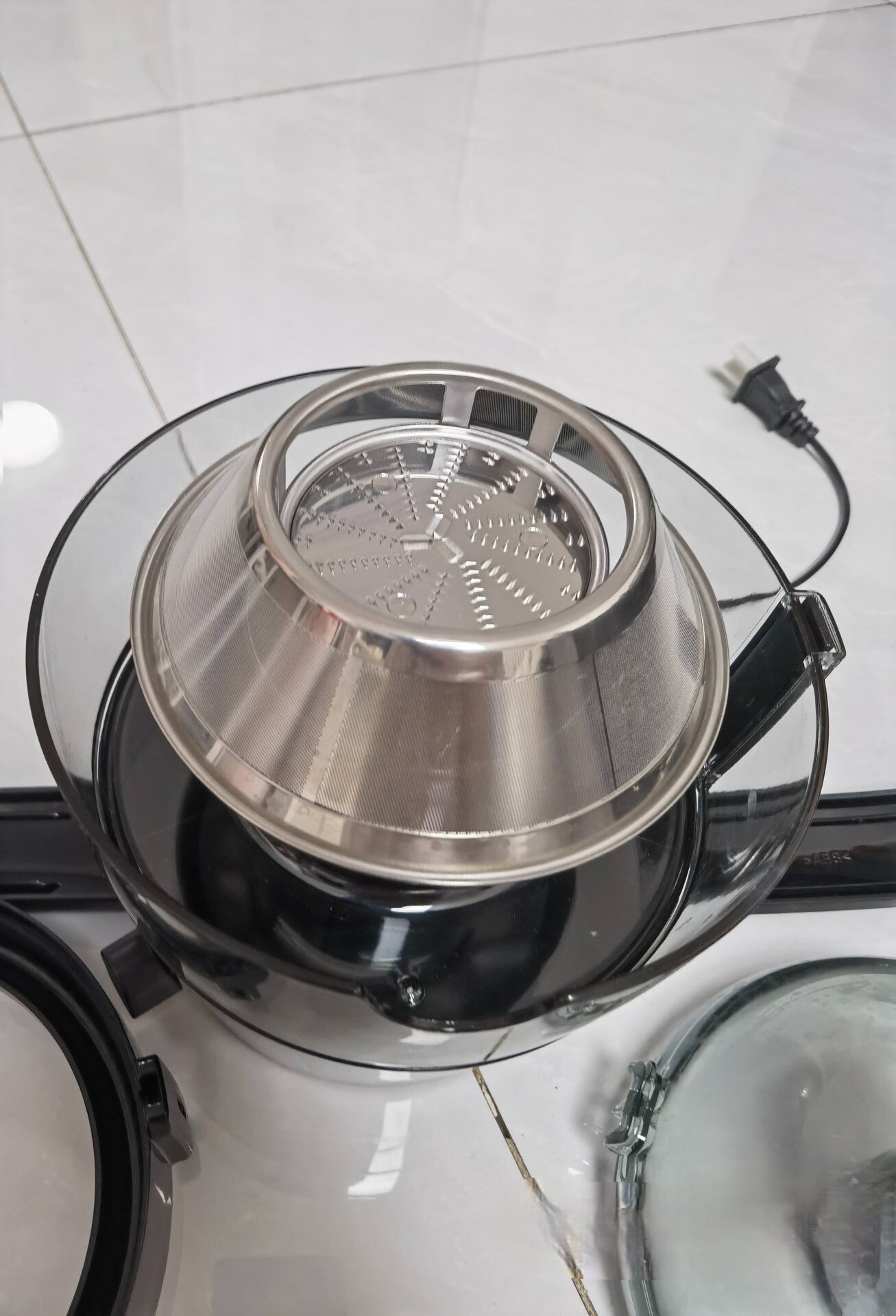MÁY ÉP TRÁI CÂY PHILIPS HR1832