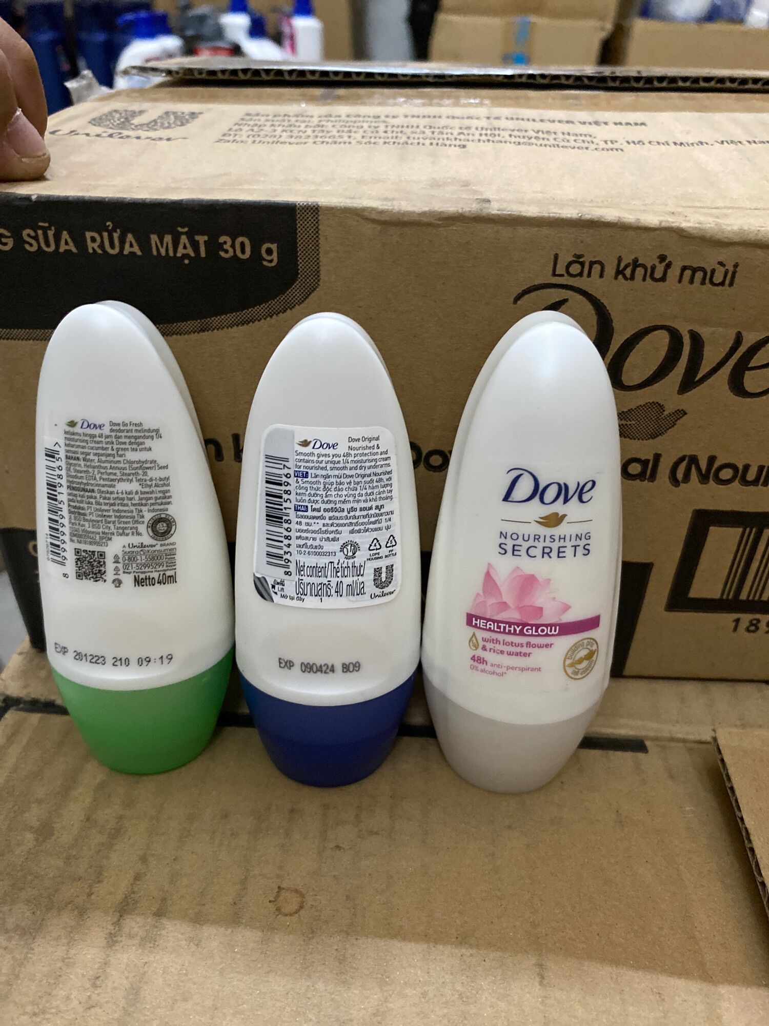 Lăn ngăn mùi Dove 40ml
