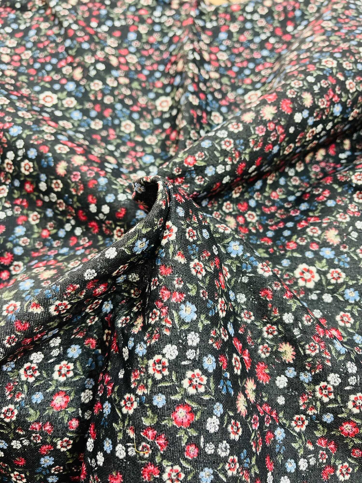 Vải linen họa tiết hoa nhí . Chất vải dày dặn chuẩn đẹp. Nhập khẩu từ hàn quốc. Khổ vải 1,4m