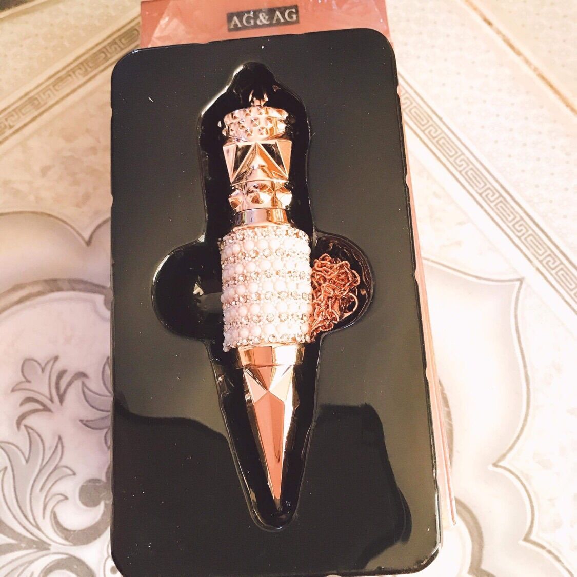 Son môi như hình thanh lí giá rẻ