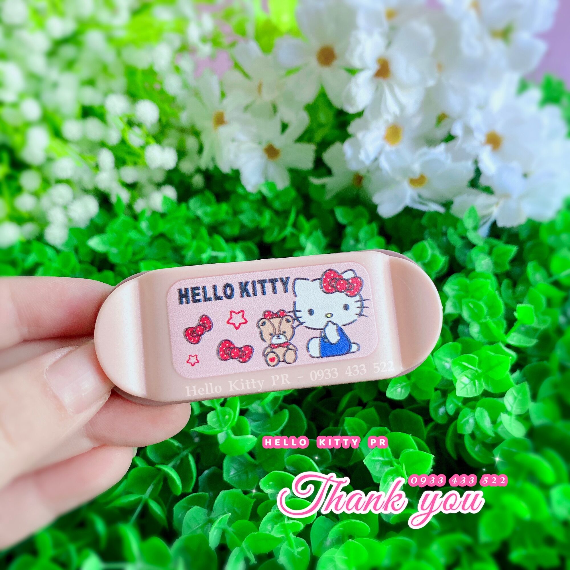 Kẹp giữ phích cắm Hello Kitty - Doremon Doraemon