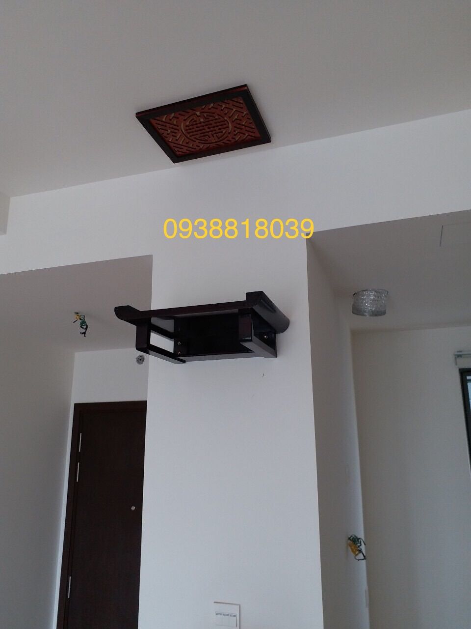 Bàn thờ treo tường ngang 48
