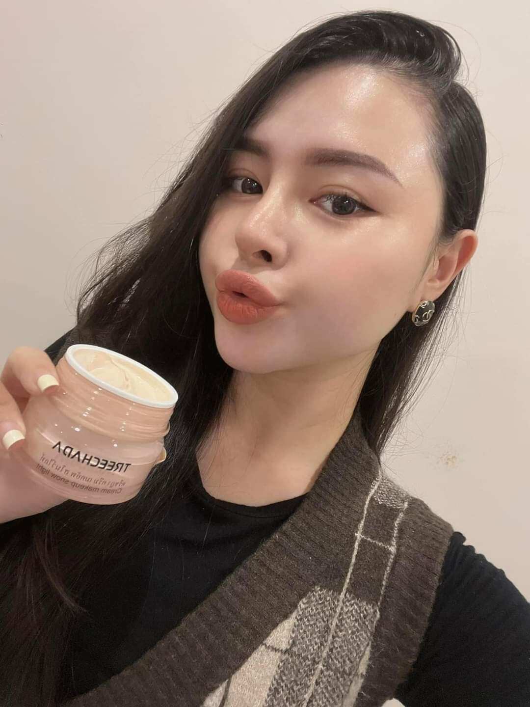 Kem Face Lười Nâng Tông Da Chống Nắng TREECHADA Thái Lan