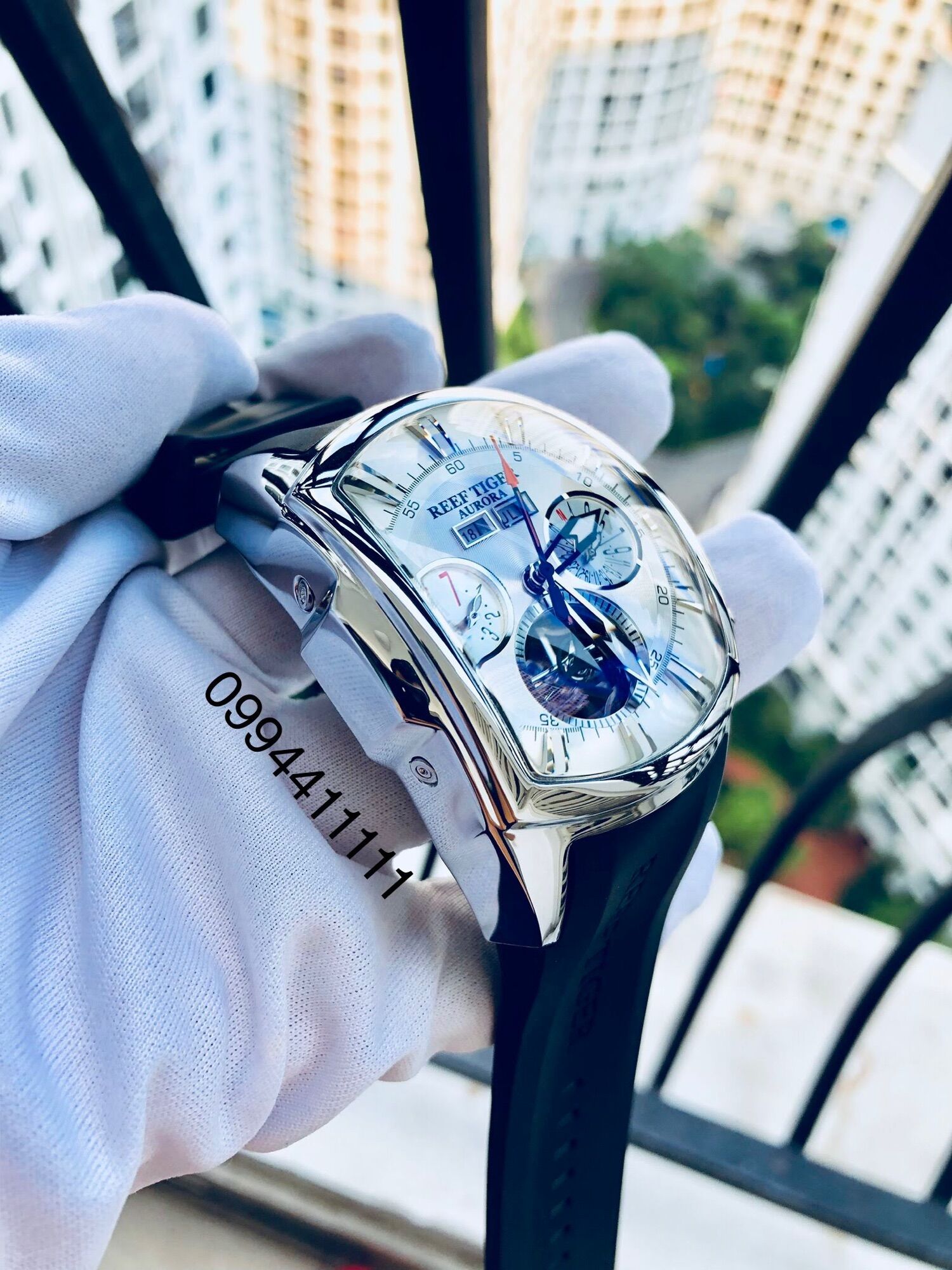Đồng hồ nam Reef Tiger rga3069