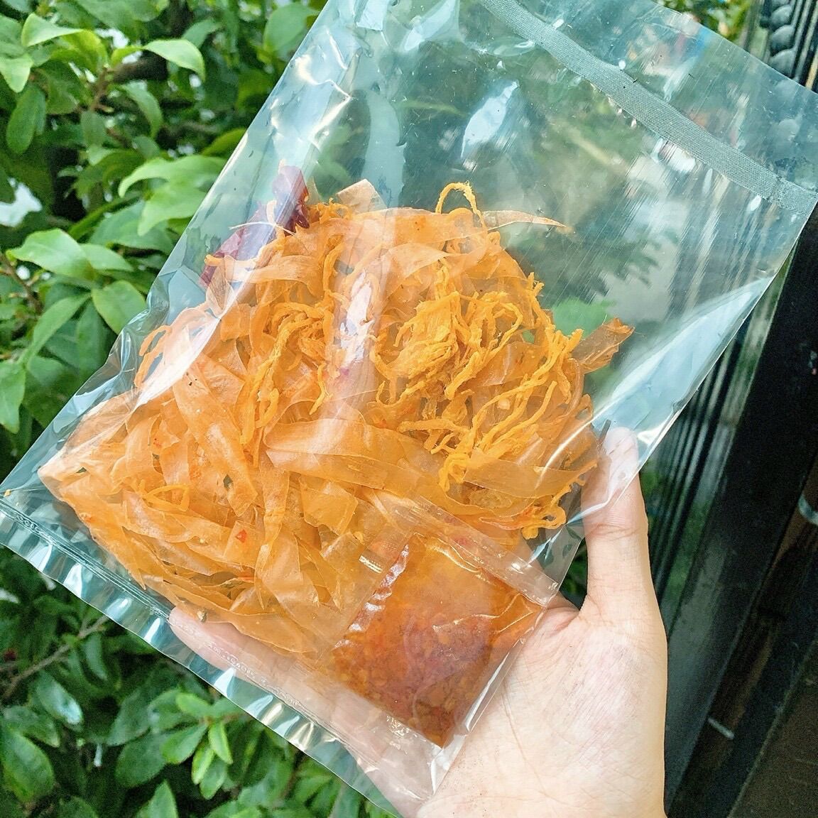 BÁNH TRÁNG SỢI TÔM SATE KHÔ GÀ