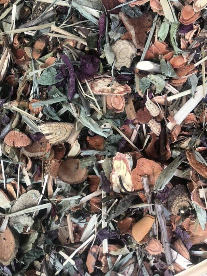 Lá tắm dân tộc dao đỏ