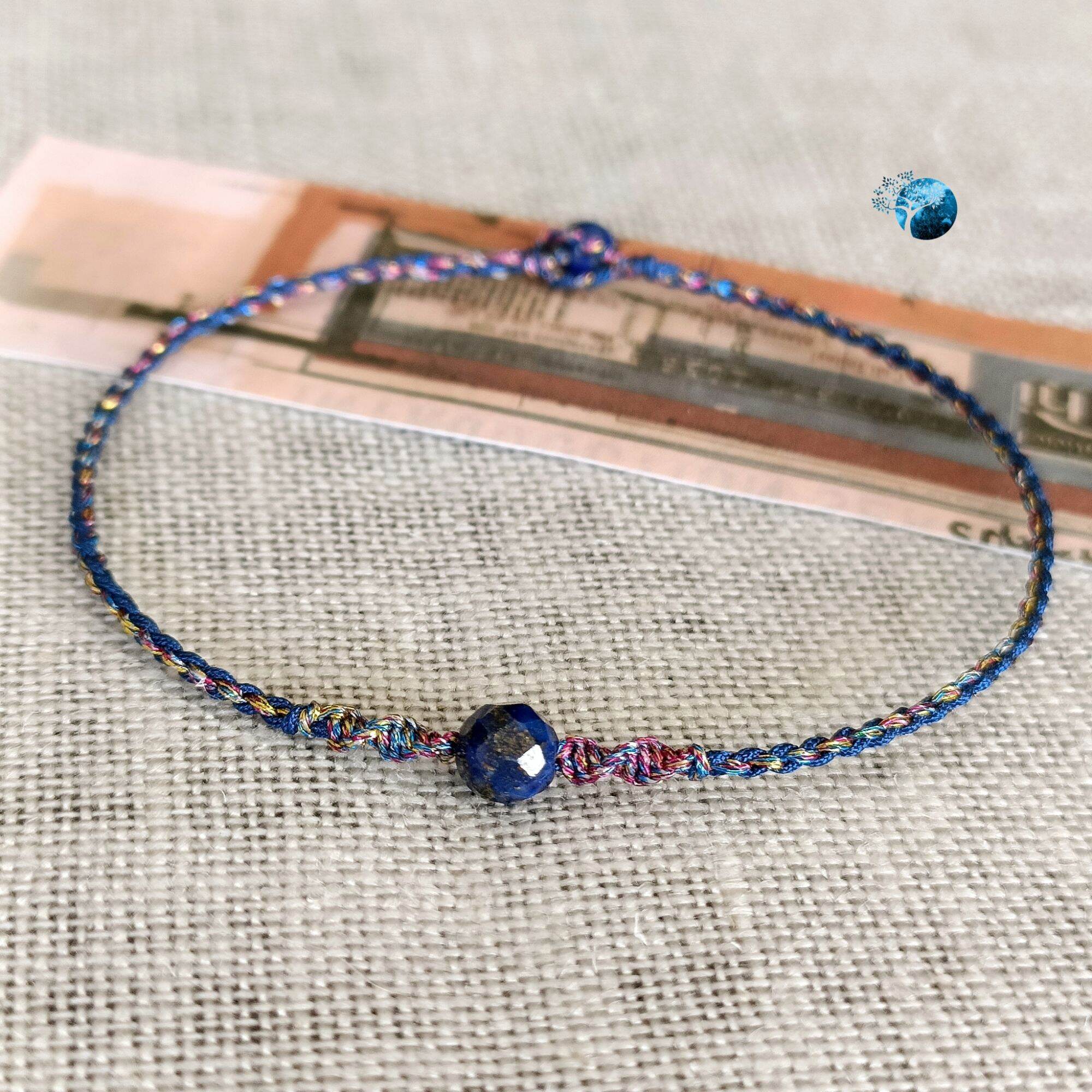 Vòng tay tết dây đá lapis lazuli