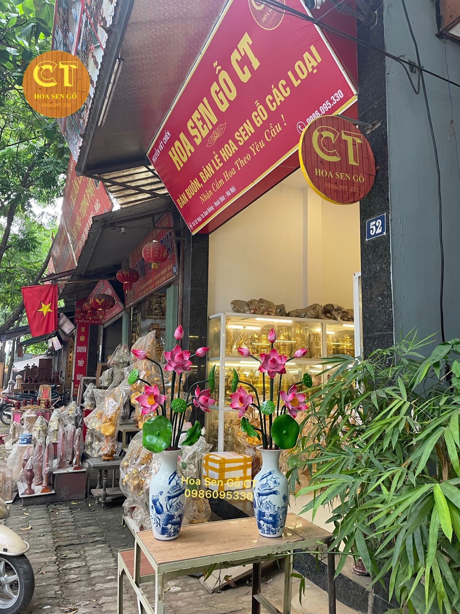 Hoa Sen Gỗ(Sen Hồng) Cắm Bình Sứ ( không kèm bình )