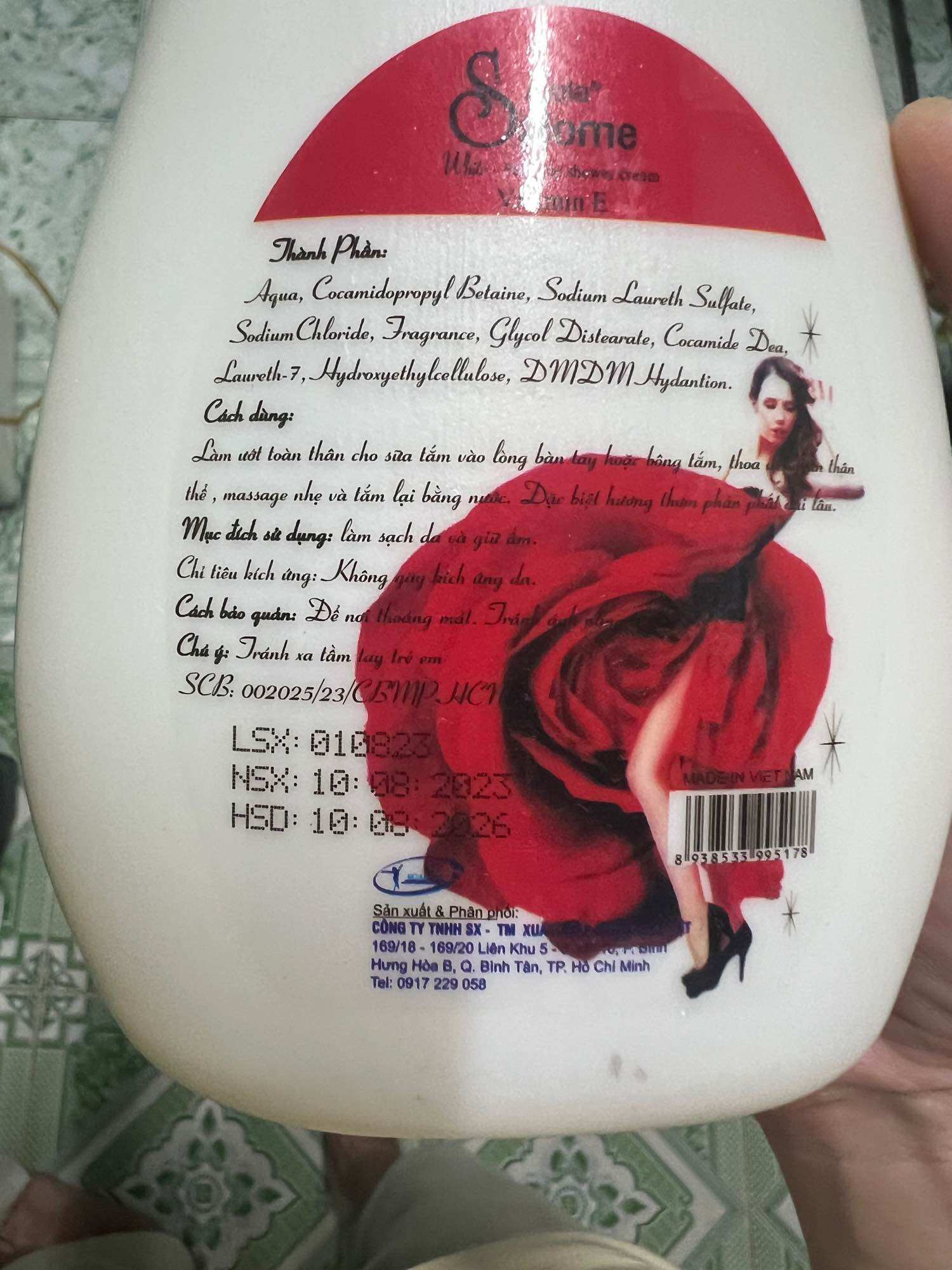 SỮA TẮM NƯỚC HOA MỊN DA SALOME 1000ml