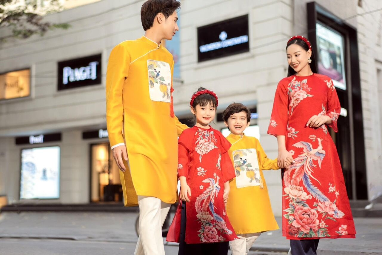 Áo dài cách tân gia đình cao cấp thêu hạc chất liệu lụa tafta dày dặn - A13
