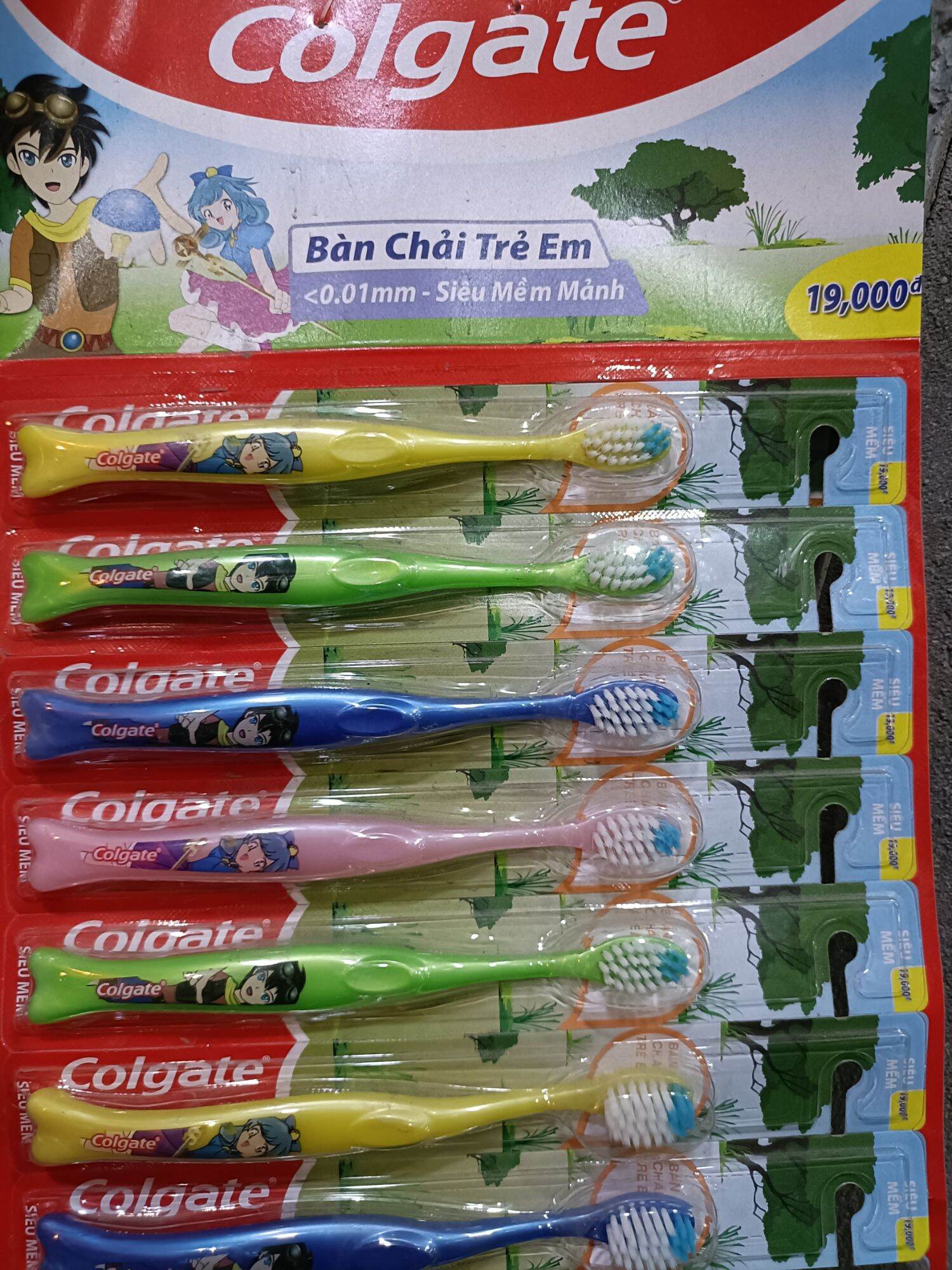 Bàn chải đánh răng COLGATE trẻ em siêu mềm mảnh