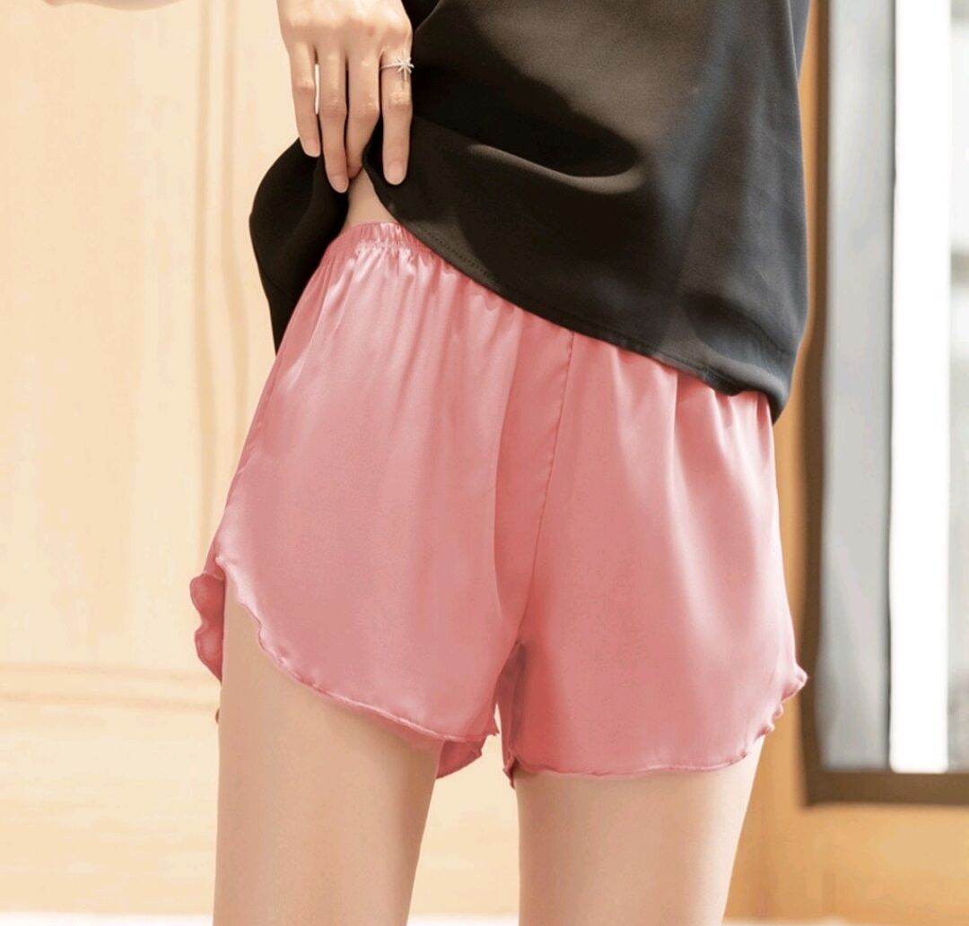 Quần đùi lụa mềm mát mặc ở nhà đi ngủ mặc trong váy chất lụa cao cấp
